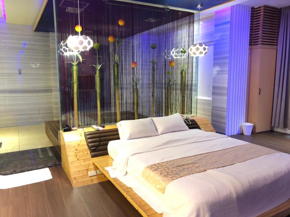 Idee Spa Motel Yangmei Exteriör bild