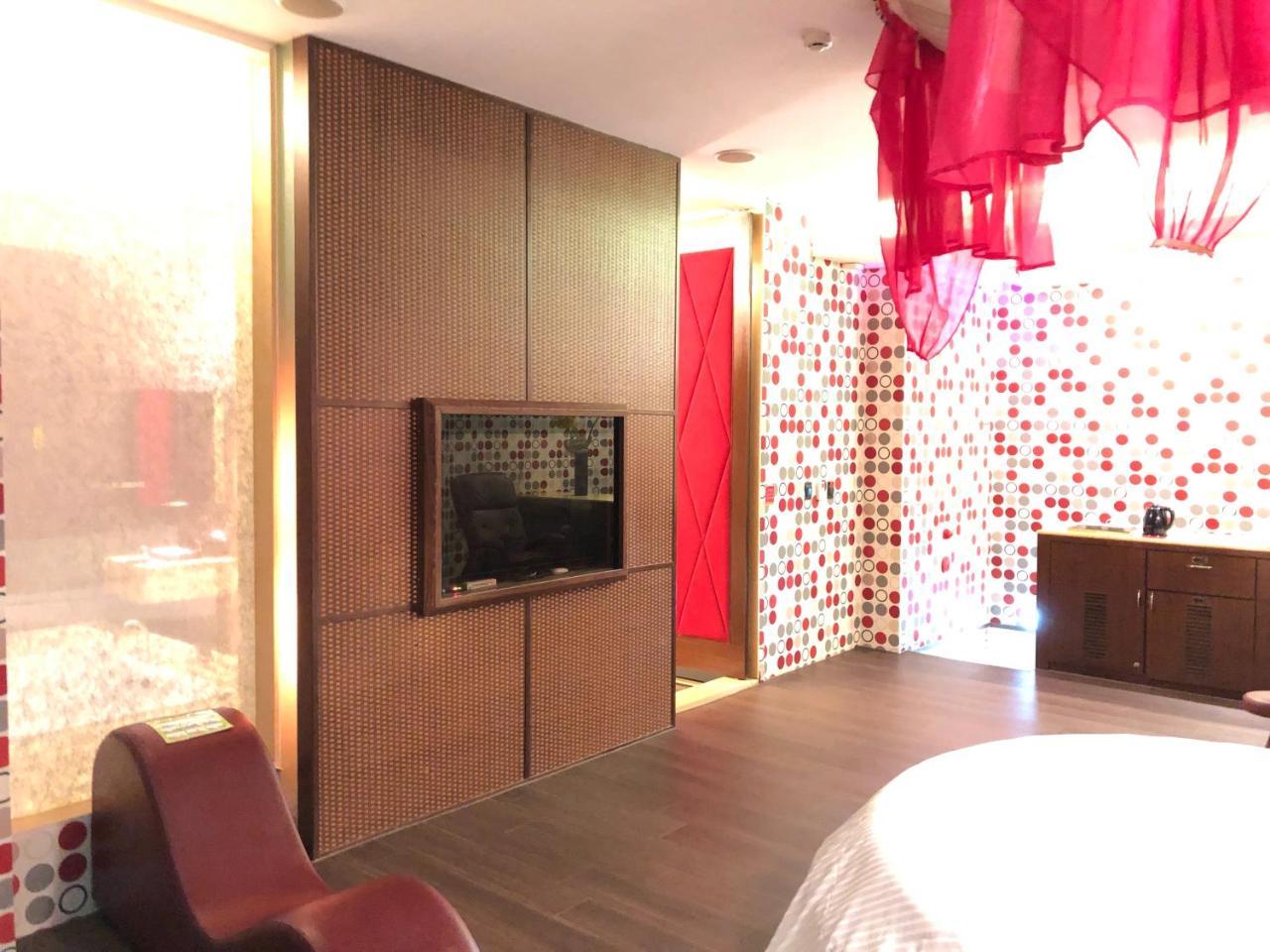 Idee Spa Motel Yangmei Exteriör bild