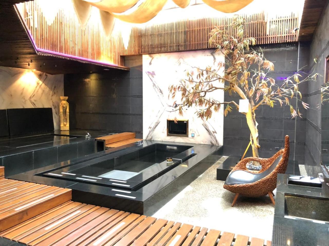 Idee Spa Motel Yangmei Exteriör bild